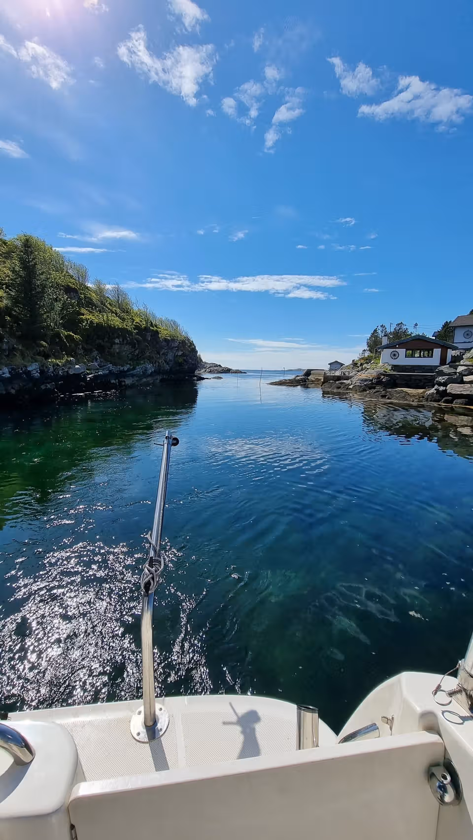 Fedje, Hellisøy fyr & Uttoska