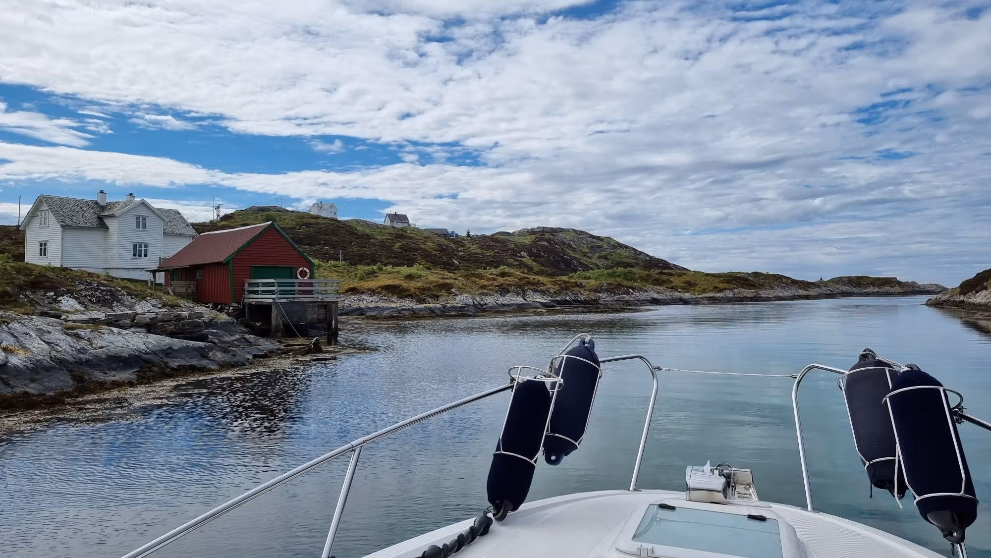 Fedje, Hellisøy fyr & Uttoska