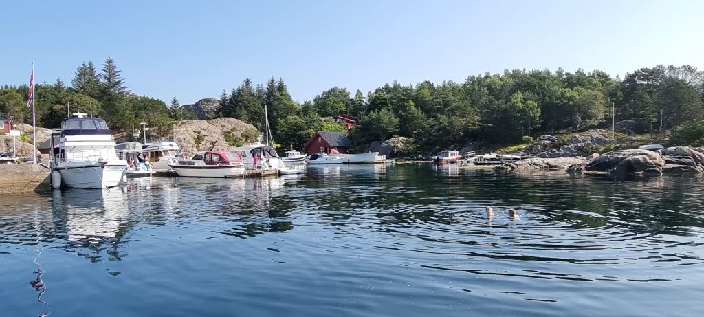 Hjeltefjorden privatcruise og ole (4)